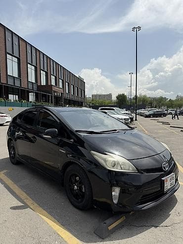 солярис 2015: Toyota Prius: 2015 г., 1.8 л, Вариатор, Гибрид, Хэтчбэк — 1