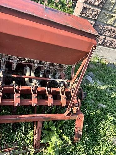 комбайн запчаст: Зерновая сеялка (механическая, навесная/прицепная) Описание: - — 4