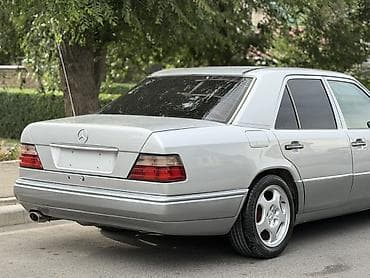 ролики на мерс 124: Mercedes-Benz W124: 1994 г., 2.2 л, Автомат, Бензин, Седан — 4