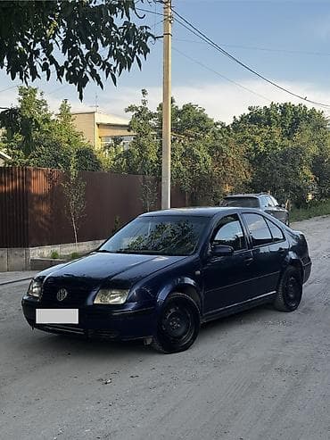 Volkswagen Bora: 2002 г., 2 л, Механика, Бензин, Седан — 2