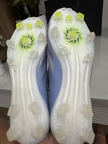 язычок: Футбольные бутсы adidas X Speedflow.1 FG - Профессиональная модель — 1
