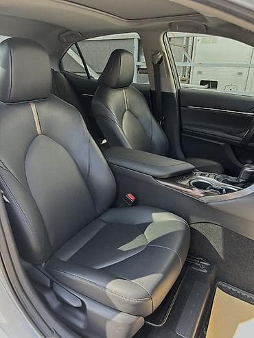 es 200: Toyota Camry: 2018 г., Гибрид, Седан — 6