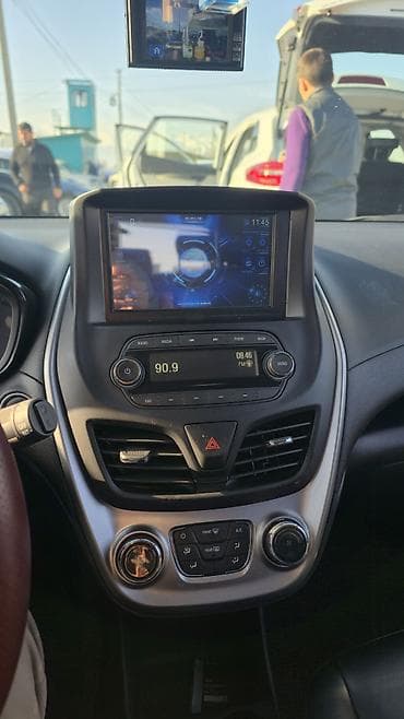 аксессуары фит: Chevrolet Spark: 2016 г., 1 л, Автомат, Бензин, Хэтчбэк — 10