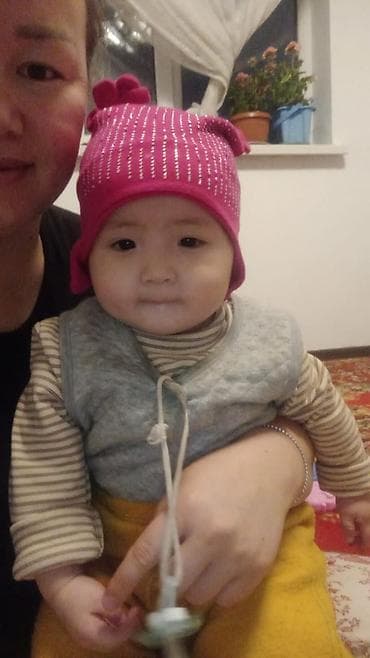 Требуется Няня