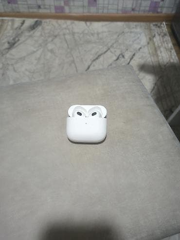 Беспроводные наушники-вкладыши с зарядным кейсом - Форм‑фактор