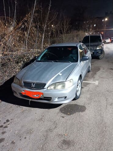 Honda Accord: 2000 г., 1.8 л, Механика, Бензин, Седан at lalafo.kg Honda Accord: 2000 г., 1.8 л, Механика, Бензин, Седан