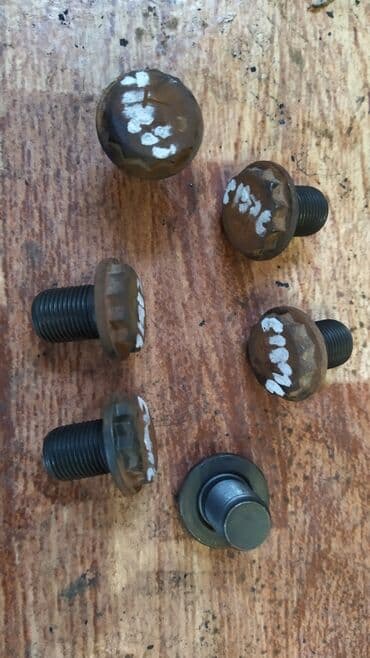 ценник на монеты: Honda Civic 1.6л Болт Маховика, Хонда Цивик болт махавика Цена — 1