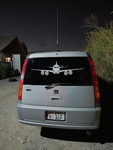 b class: Honda Stepwgn: 2001 г., 2 л, Автомат, Бензин, Минивэн — 4