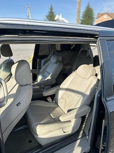 suzuki lets 2: Kia Carnival: 2019 г., 2.2 л, Автомат, Дизель, Минивэн — 7