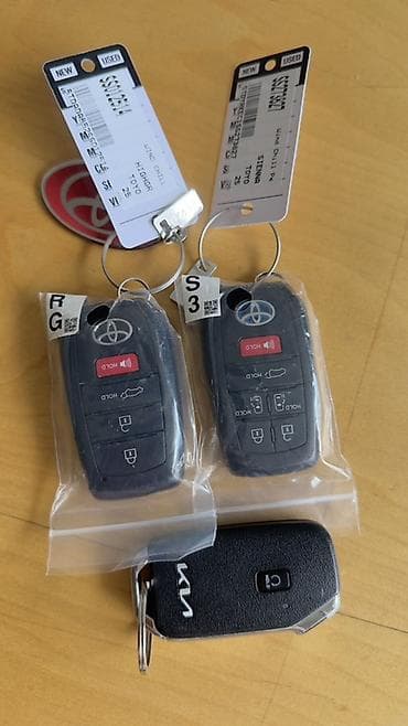 key maker: Ключ Toyota Оригинал — 1