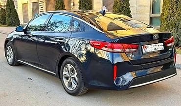 w124 2 2: Kia K5: 2019 г., 2 л, Автомат, Гибрид, Седан — 3