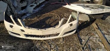 широкий бампер гольф 2: Передний Mercedes-Benz, Б/у, Оригинал — 1