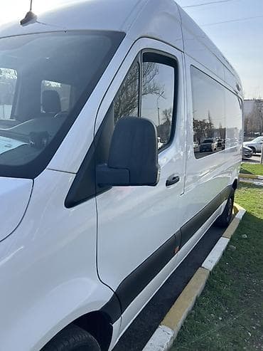 sprinter 4x4: Легкий грузовик, Mercedes-Benz — 3