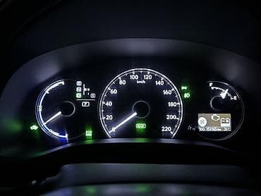 электромоил: Lexus CT: 2018 г., 1.8 л, Вариатор, Гибрид, Хэтчбэк — 8