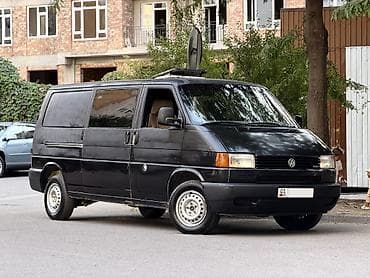 Volkswagen Transporter: 2002 г., 2.5 л, Механика, Дизель, Фургон