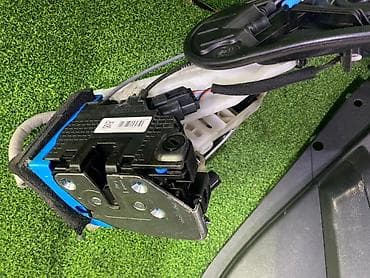 Замок двери Hyundai Sonata NEW RISE 2.0 LPG 2017 задн. лев. (б/у) at lalafo.kg Замок двери Hyundai Sonata NEW RISE 2.0 LPG 2017 задн. лев. (б/у)