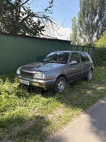 ош ишкаван: Volkswagen Golf: 1993 г., 1.6 л, Кол менен иштөөчү, Бензин, Хетчбек — 1