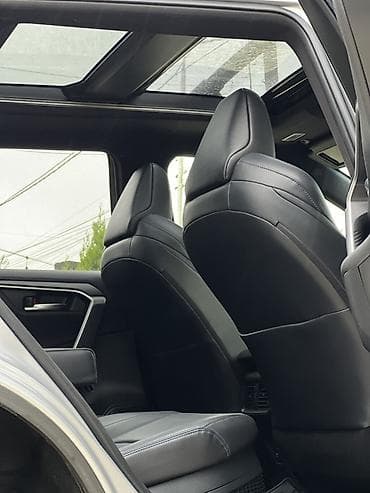 golf 3 1 8: Toyota RAV4: 2020 г., Гибрид, Кроссовер — 4