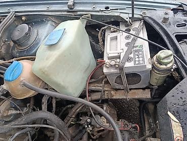сайт авто кыргызстан: Volkswagen Passat: 1989 г., 1.8 л, Механика, Бензин, Седан — 9