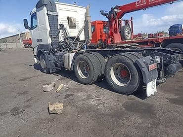 e34 540i: Тягач, Volvo, 2002 г., Без прицепа — 3