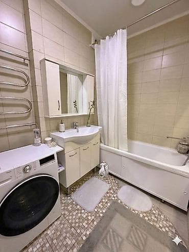 Батирлер: 4 бөлмө, 106 м², 106-серия, 9 кабат, Эски ремонт — 3