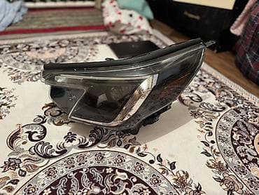 тех: Передняя левая фара Subaru Оригинал, Япония — 1