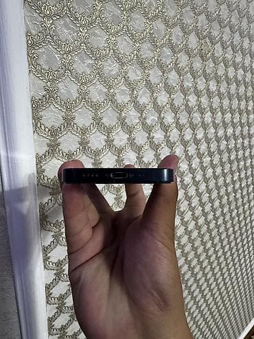 another 13: IPhone 13 mini, Б/у, 128 ГБ, Синий, Защитное стекло, Чехол, 98 % — 2