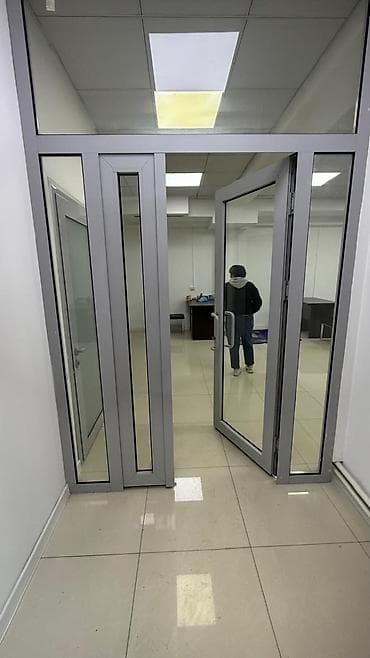 аренда помещений склад: СДАЁТСЯ КОММЕРЧЕСКОЕ ПОМЕЩЕНИЕ — 271 м² Адрес: ул. Тыналиева, 7 — 10