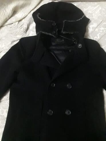 Атайын кийим: Пальто Корейское, теплое, можно зимой носить, на 10-15 лет. в отличном — 2