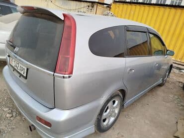 срочно продам авто в связи с переездом: Honda Stream: 2002 г., Автомат, Бензиновая, Универсал — 3