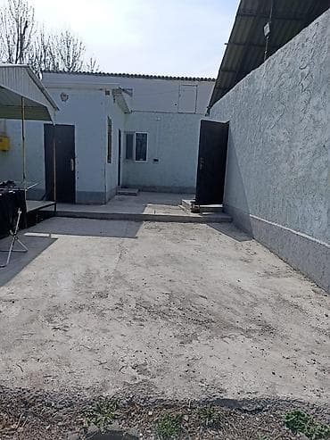 жилой дом с земельным участком: Продаётся жилой дом с придомовой территорией и садом. - Одноэтажный — 2