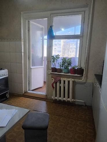 12 мкр Сдается 1х ком квартира Этаж: 5 из 9 Старый ремонт С — 3