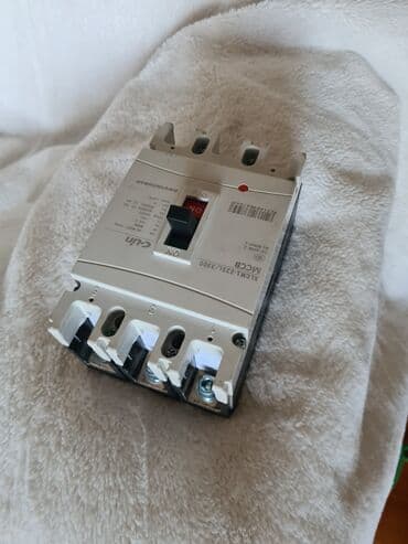 генератор нерабочий: Автомат на 125А, продаю.
3 фазы
В рабочем состоянии.

. 

. — 2