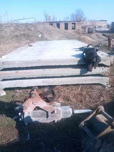 Продаю плита перекрытия ребристый б/у размер 3/6 м