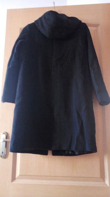 Атайын кийим: 1. Пальто чёрное (демисезонное) в хорошем состоянии (постиранное, но — 2