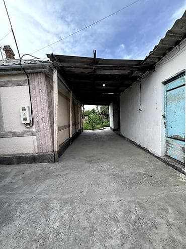 Дома: 📌В селе Беловодское продается дом на участке 5,5 соток. ▪️Дом — 2