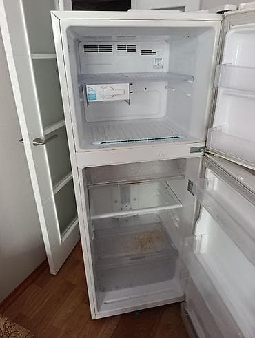 Техника и электроника: Холодильник LG, Б/у, Двухкамерный, 160 * — 2