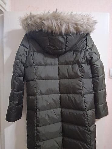 Женская одежда: Продаю зимнюю куртку RALPH LAUREN. Размер М . 6000сом — 2