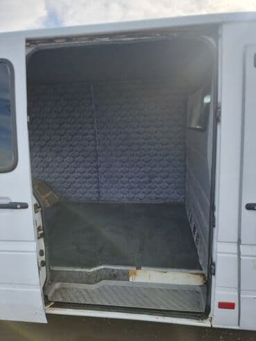 купить грузовой автомобиль бу: Volkswagen Crafter: 1999 г., 2.5 л, Механика, Дизель, Фургон — 5