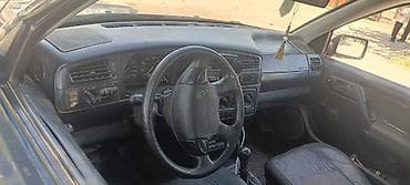 Унаа: Volkswagen Golf: 2000 г., Кол менен иштөөчү, Хетчбек — 1