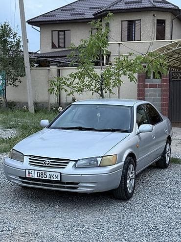 Toyota Camry: 1999 г., 2.2 л, Автомат, Бензин, Седан
