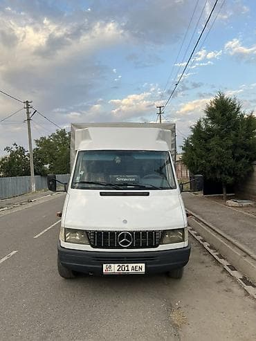 Грузовой фургон Mercedes‑Benz Sprinter тентованный - Кузов — 2