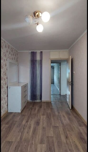 бишкек дом: 3 комнаты, 60 м², 104 серия, 4 этаж — 11