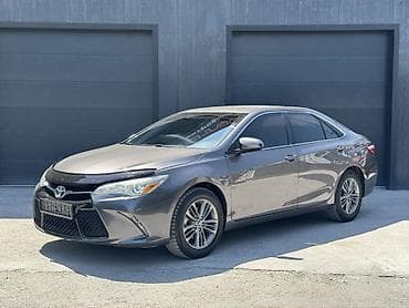 Toyota Camry: 2017 г., 2.5 л, Автомат, Бензин, Седан