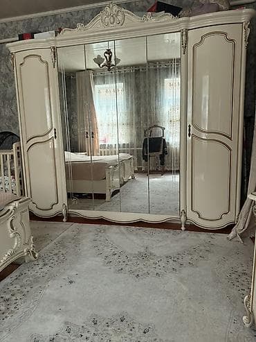 купить обеденный стол бу: Спальный гарнитур, Двуспальная кровать, МДФ, цвет - Бежевый — 6