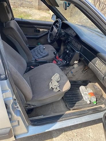 audi tt: Audi 100: 1989 г., 2 л, Бензин, Седан — 5