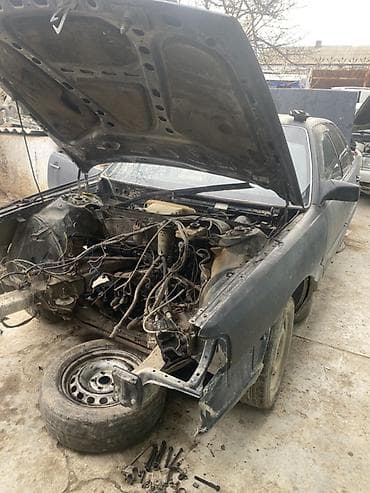 паста б3 унверсал: Audi 100: 1986 г., Седан — 2