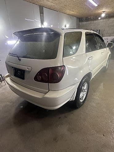обменяю на: Toyota Harrier: 1998 г., 3 л, Бензин — 4