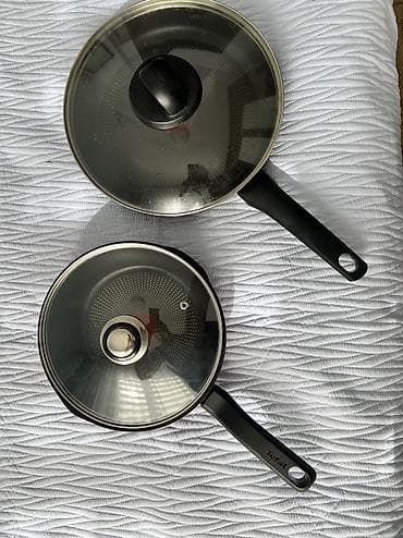 тефали: Продаю 2 сковородки: 1 Новая Сковорода Tefal с крышкой. 1800 сом. 1 — 5