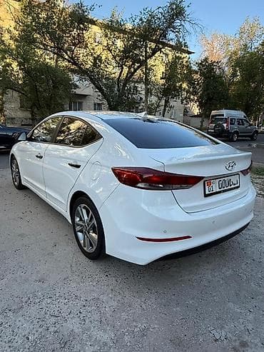 елантра 2017: Hyundai Elantra: 2017 г., 1.6 л, Автомат, Бензин, Седан — 2